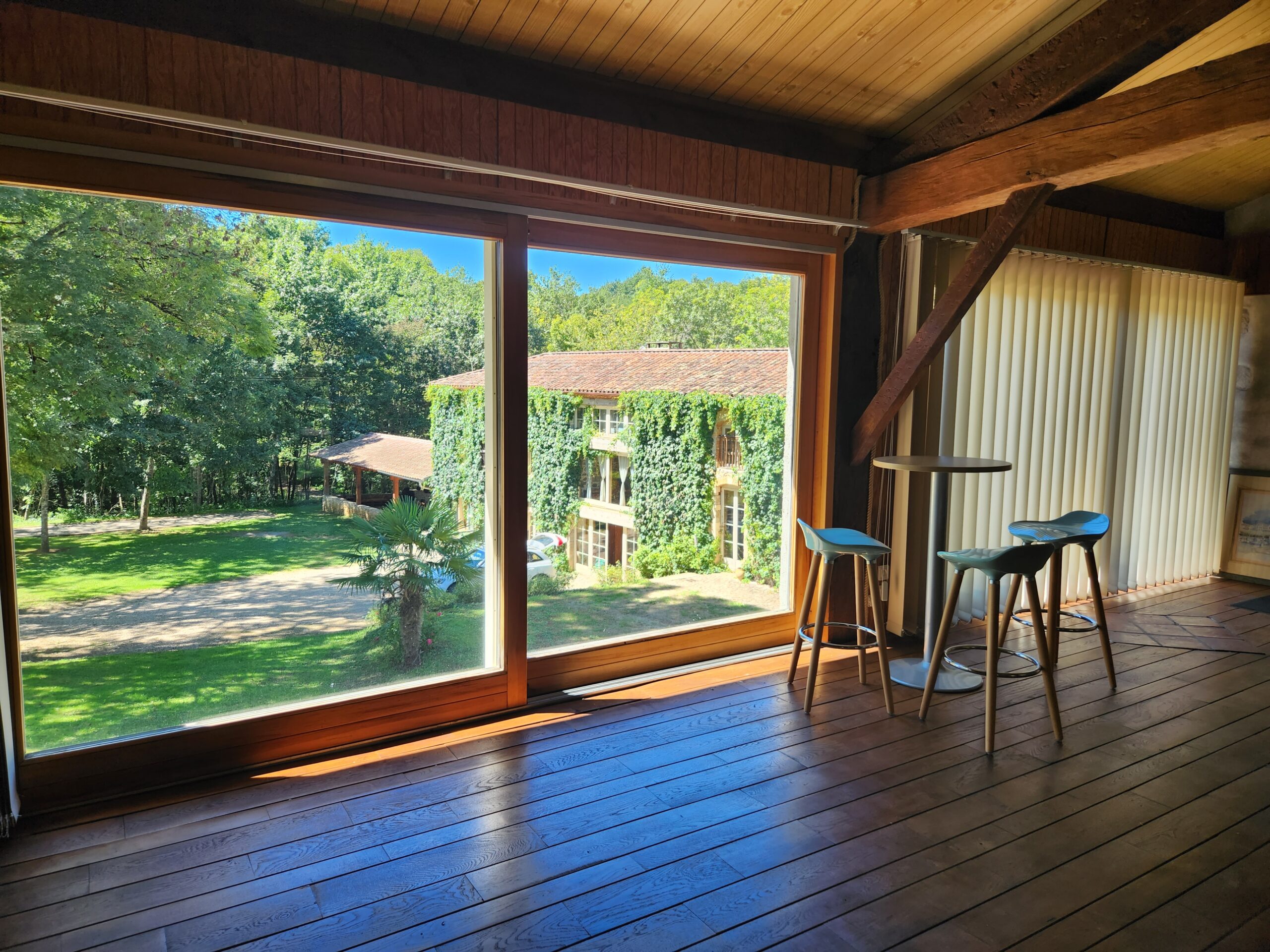 salle yoga vue